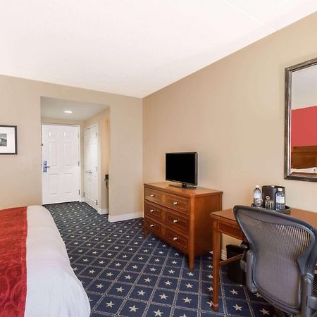 Wyndham Gettysburg Hotel & Conference Center Bagian luar foto